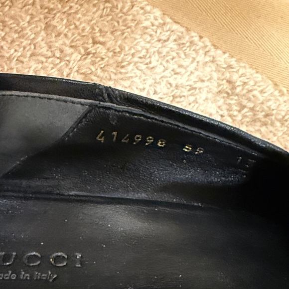 Black Gucci horsebit Leather Loafers with Gold Detail - Picture 5 of 11